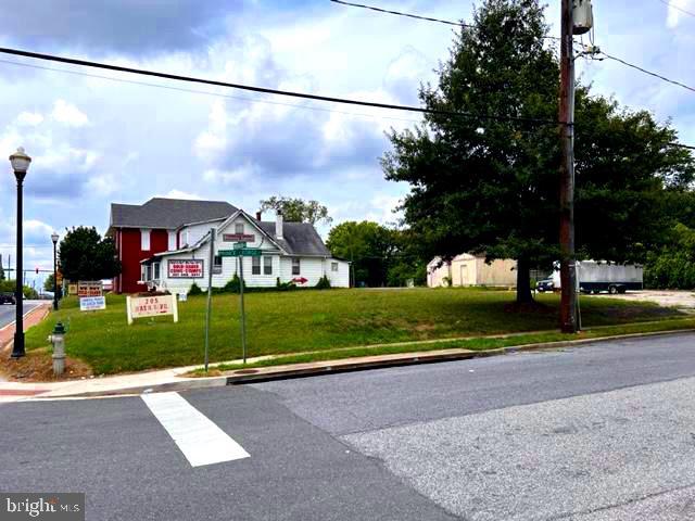 205, 201 Washington Blvd S, Laurel