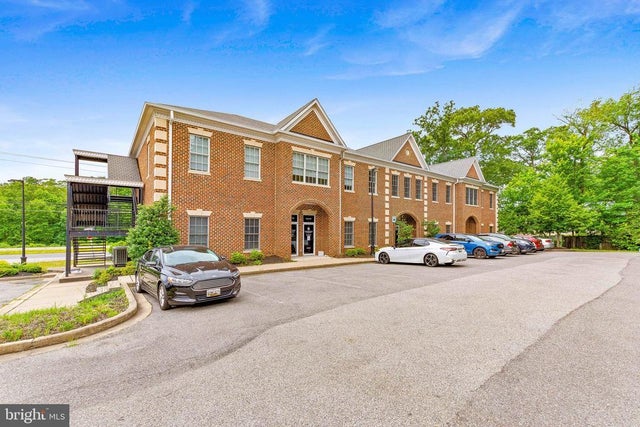 23680 Three Notch Rd, Hollywood