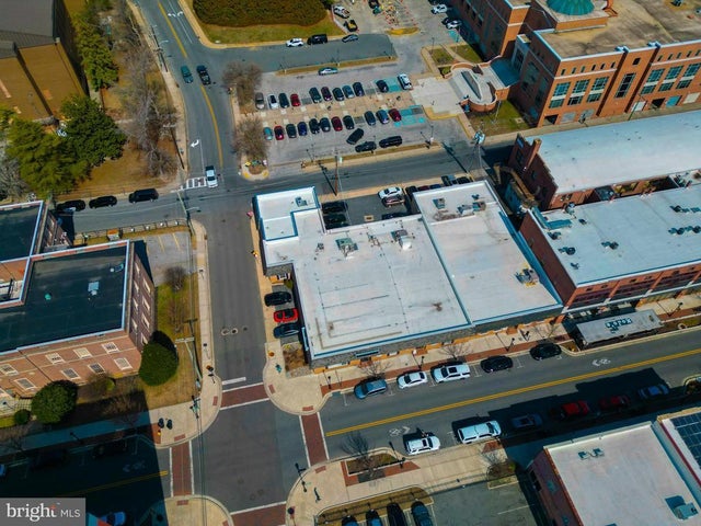 201 E Main St, Salisbury