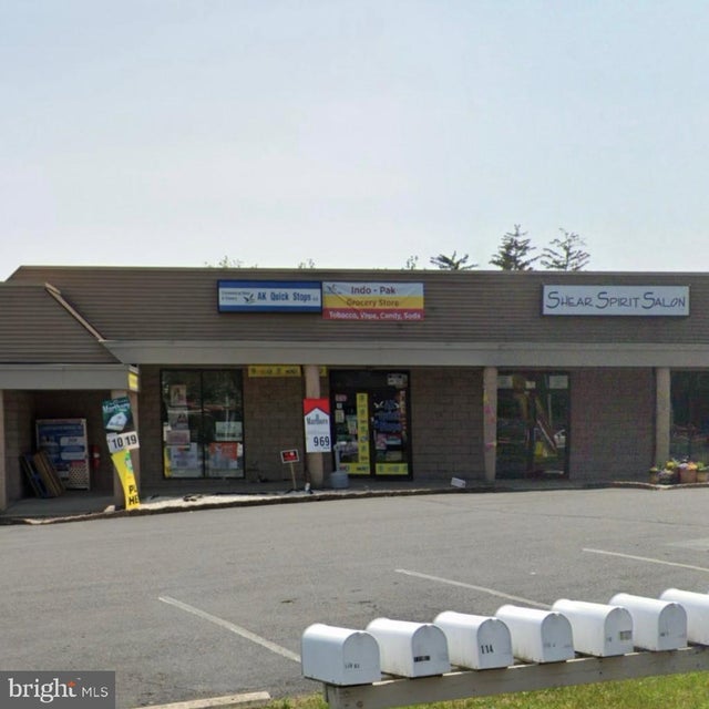 100 Love Rd, Reading