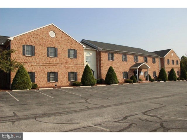 5 Hearthstone Ct #104, Reading