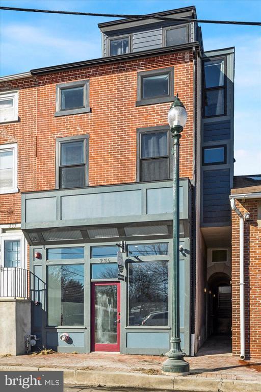 235 E Market St #b, West Chester