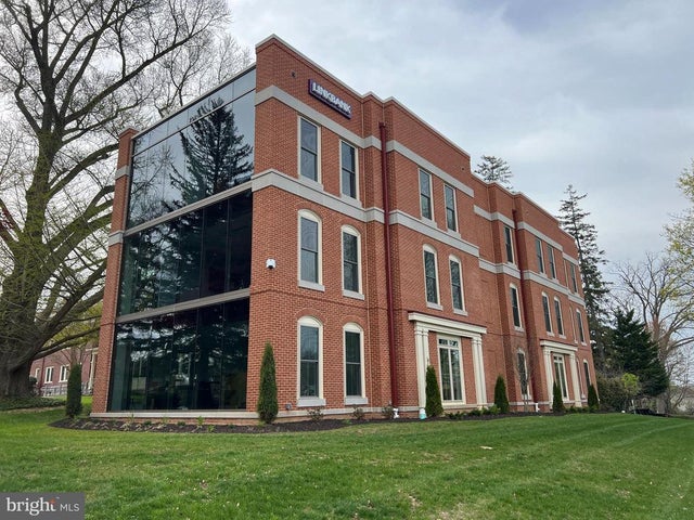 535 N Church St, West Chester