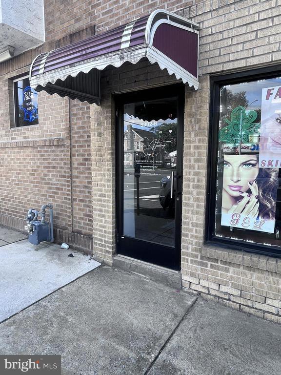 8902 West Chester Pike, Upper Darby