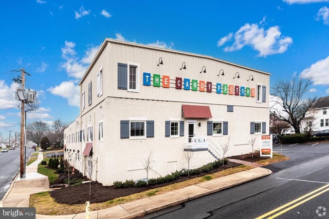 31 N Spruce St #103, Elizabethtown