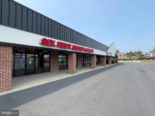 844 W Main St, New Holland