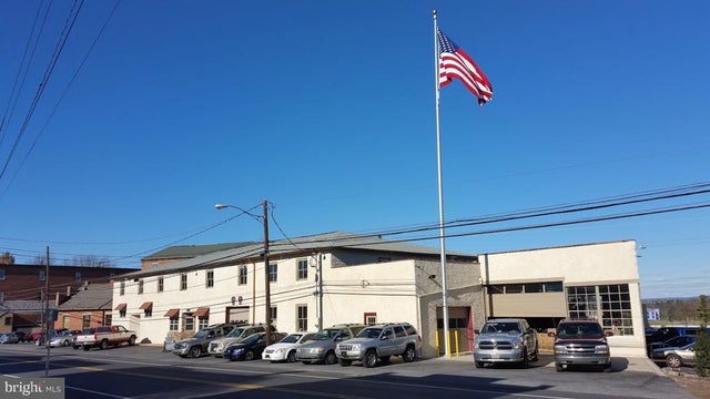 115 W Main St, Salunga