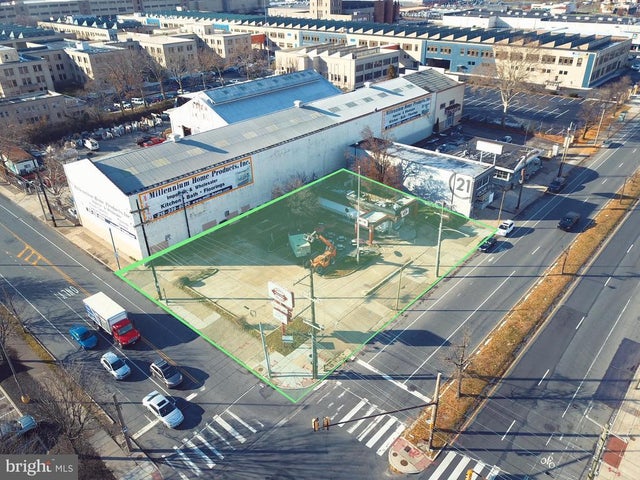 2000-8 W Oregon Ave, Philadelphia