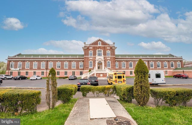 2708 Commerce Way #202, Philadelphia