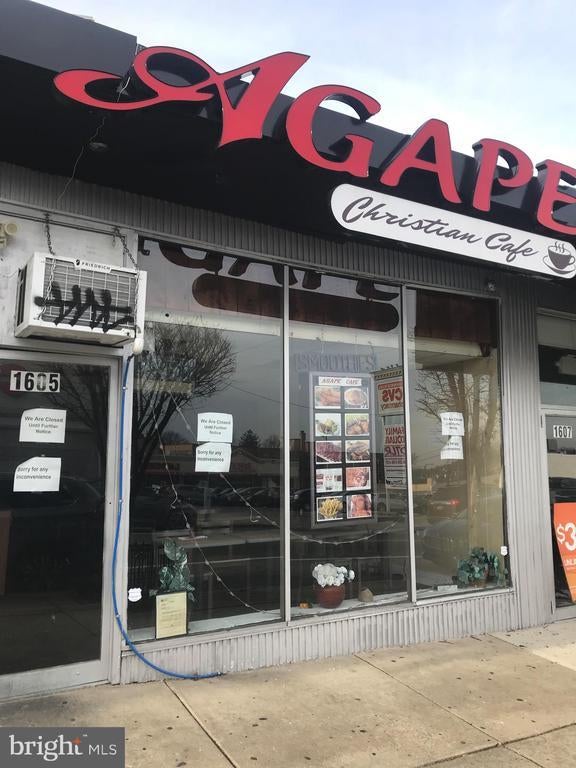 1605 E Wadsworth Ave, Philadelphia