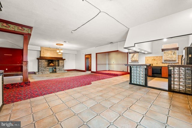 5091 Umbria St #d, Philadelphia