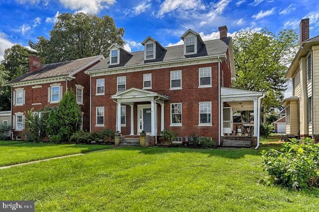 1512 E Market St, YORK