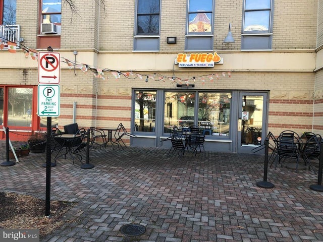 2300 N Pershing Dr #b, Arlington