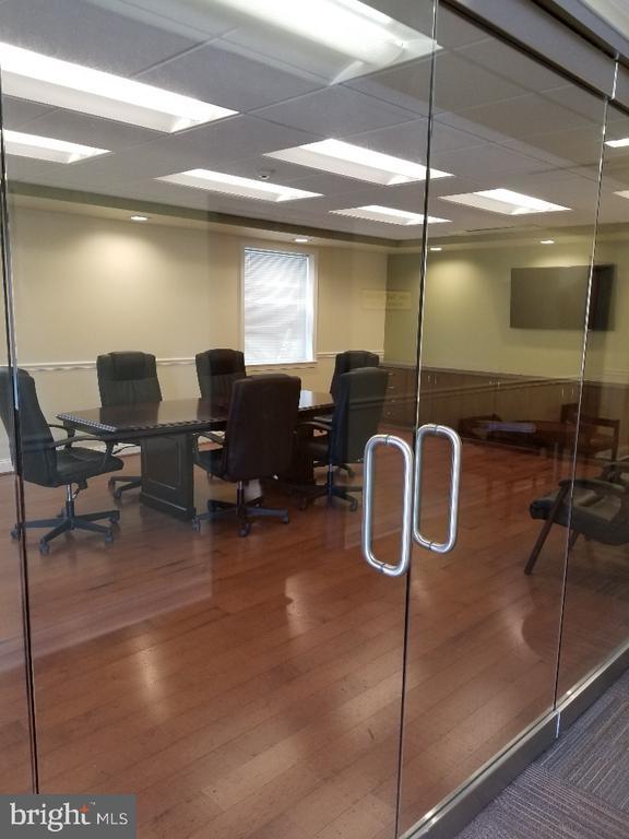 4101 Chain Bridge Rd #small Suites, Fairfax