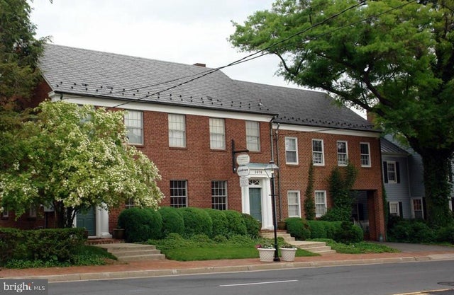 3976 Chain Bridge Rd, Fairfax