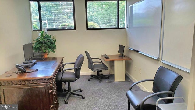 11890 Sunrise Valley Dr, Reston