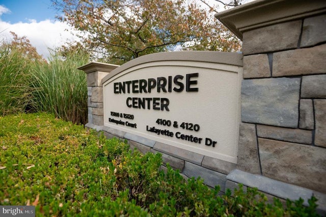 4100 Lafayette Center Dr, Chantilly