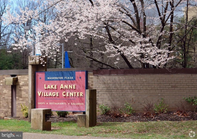 1635b Washington Plz #1635b, Reston