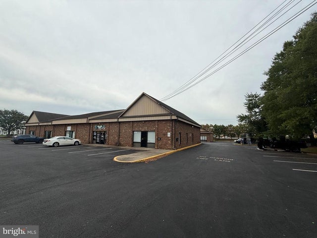 8649 Phoenix Dr, Manassas