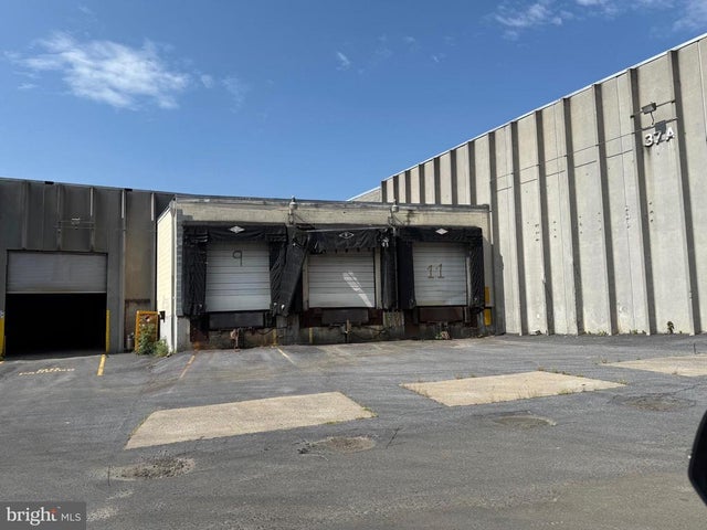 551 Fairmont Ave, Winchester