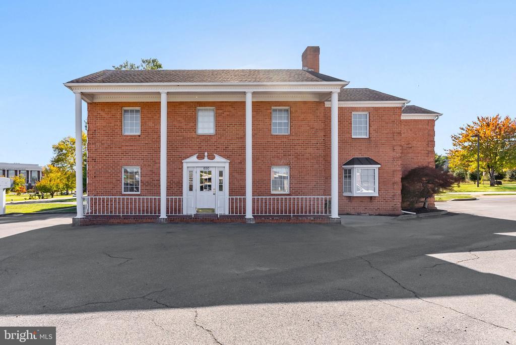 650 Millwood Ave, WINCHESTER