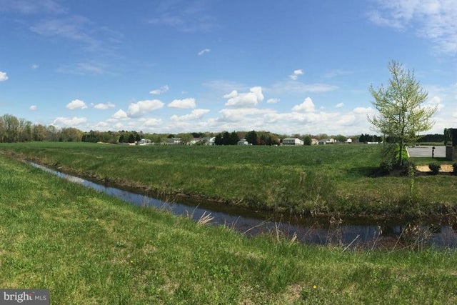 9043 Ocean Gateway, Easton