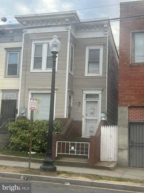 1515 Marion Barry Ave Se, Washington