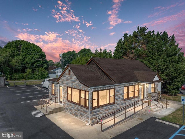 484 N Dupont Hwy, Dover