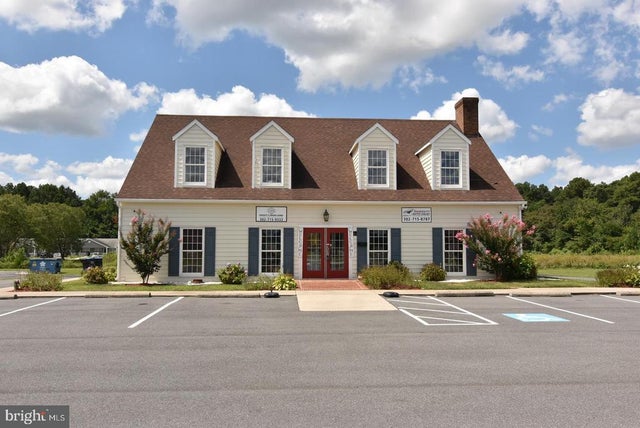 1122 S Central Ave, Laurel