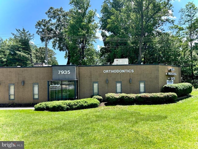 7935 Crain Hwy S, Glen Burnie