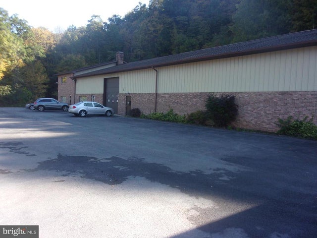 11400 Vale Summit Rd Sw, Frostburg