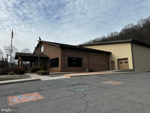 1285 National Hwy, Lavale