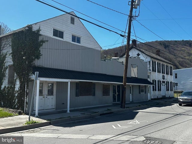 730-732-both N Mechanic St, Cumberland