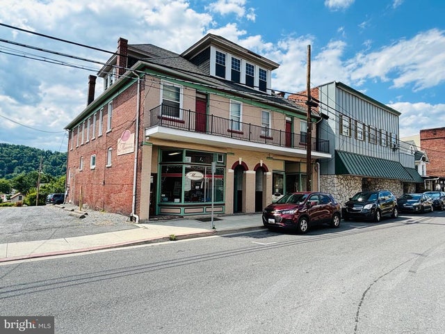 231 Virginia Ave, Cumberland