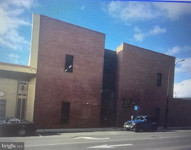 38 Mechanic St N, Cumberland