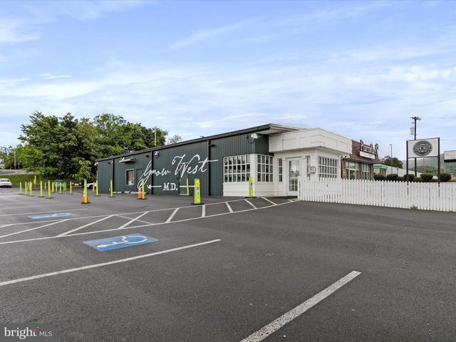 1096 W Industrial Blvd, Cumberland