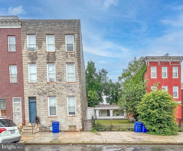 2550 W Lombard St, Baltimore