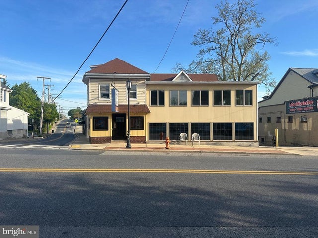 828 Frederick Rd, Catonsville