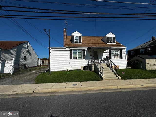 15 S Marlyn Ave S, Essex