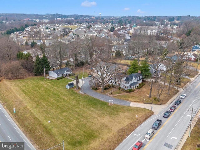 806 Park Ave, Mount Airy