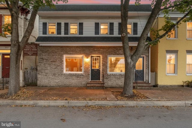 239-241 E Main St, Westminster