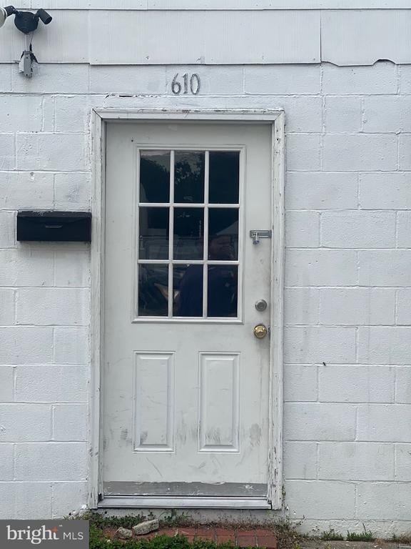 610 Pine St, Cambridge