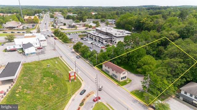 104 W Ridgeville Blvd, Mount Airy