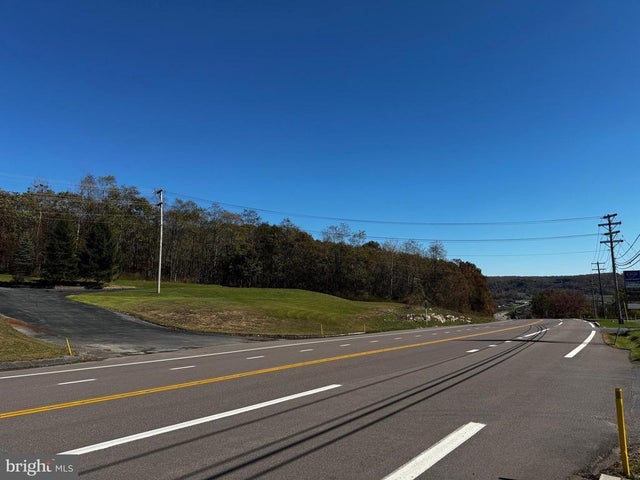 23250 Garrett Hwy, Mc Henry