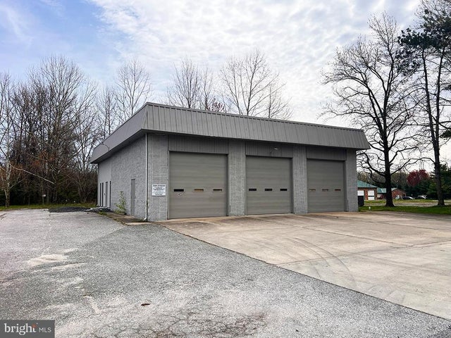 405 Laburnum Rd, Edgewood