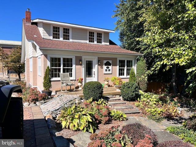 1 Montgomery Ave, Gaithersburg