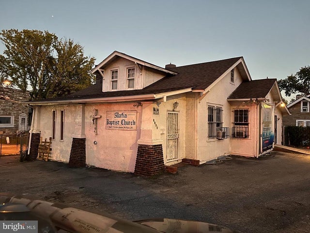 3623 Eastern Ave, Mount Rainier