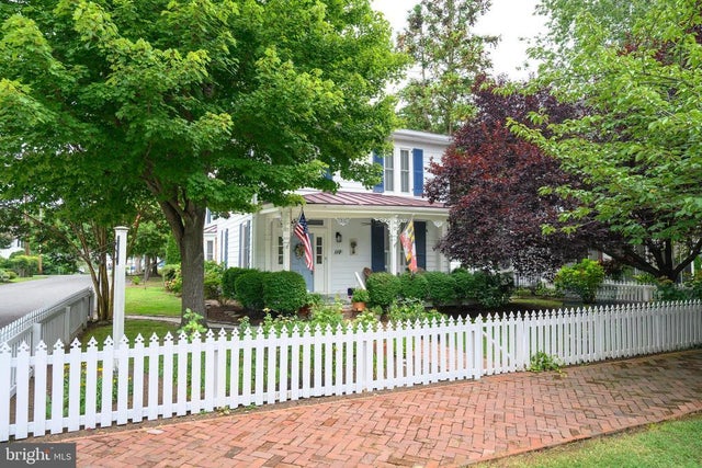 110 N Morris St, Oxford