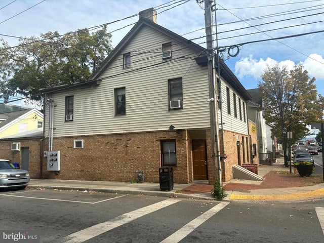 200-202 E Franklin St, Hagerstown