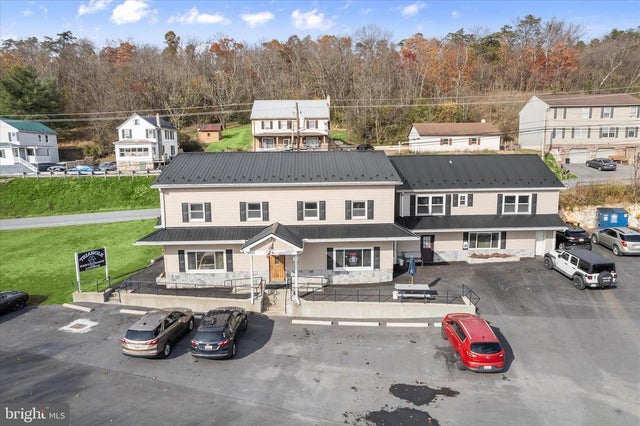 200 E Main St, Hancock